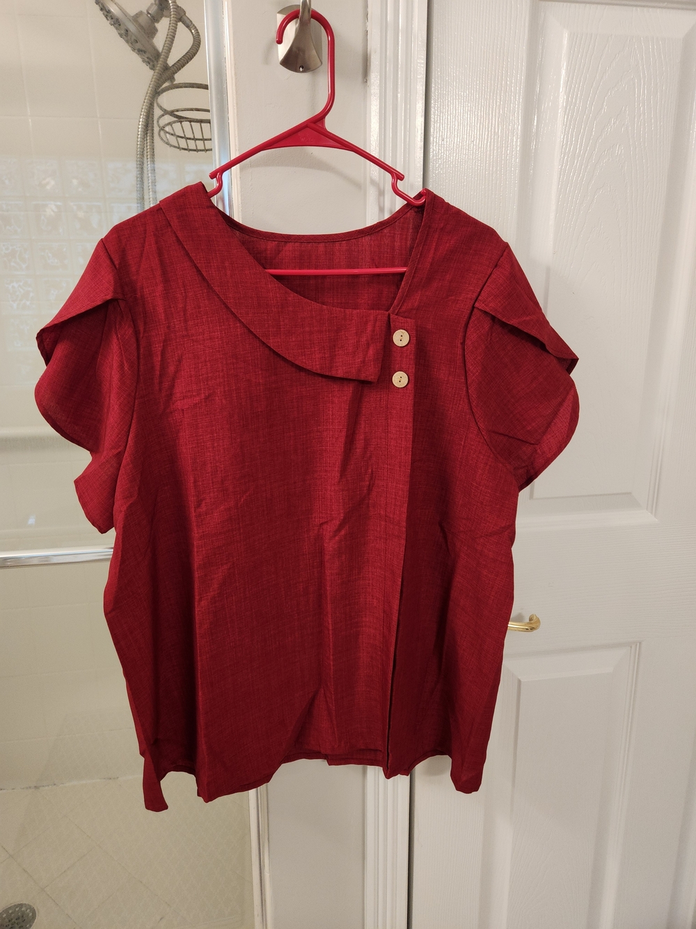 Red Short-Sleeve Button Accent Blouse 1XL